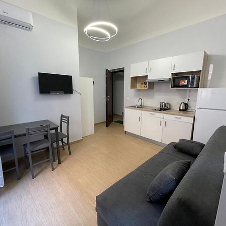 Casa Al Mare Apartment Savona Bagian luar foto