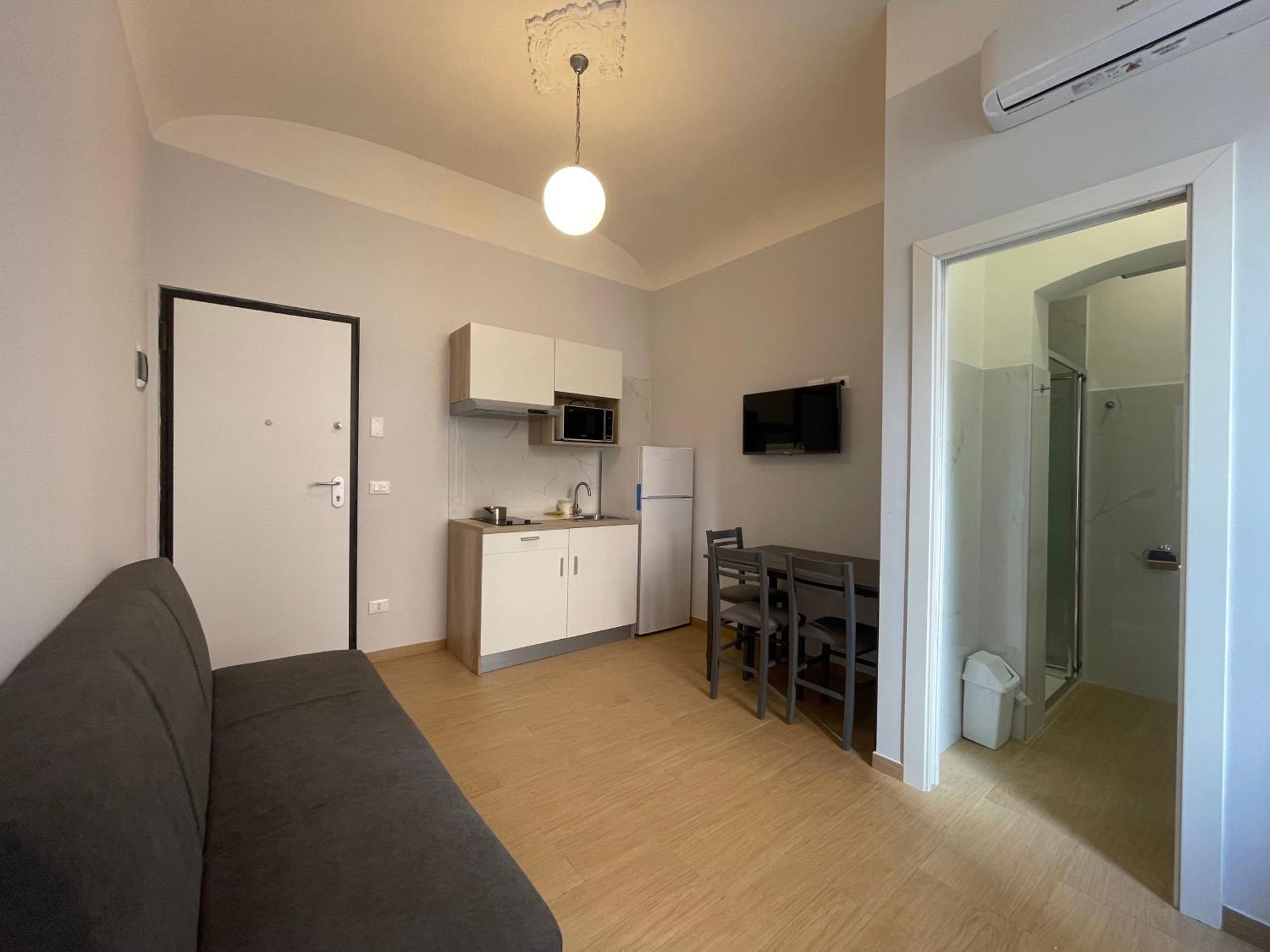 Casa Al Mare Apartment Savona Bagian luar foto